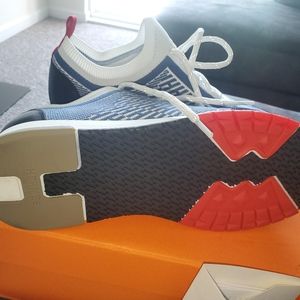 Hermes Shoes - Hermes Addict Sneaker Hermes Shoes - Hermes Addict Sneaker